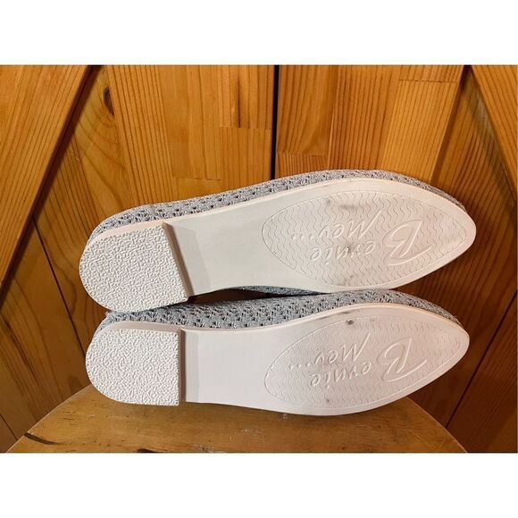 Bernie Mev. New York flats metallic ￼6.5-7 37 - Picture 6 of 7